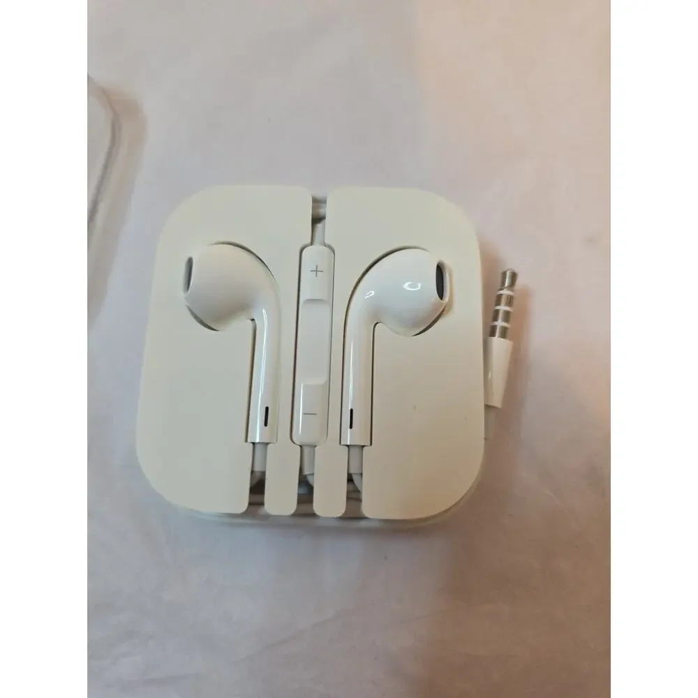 Original OEM Apple iPhone EarPods Wired 3.5mm Headset Earbud Headphones